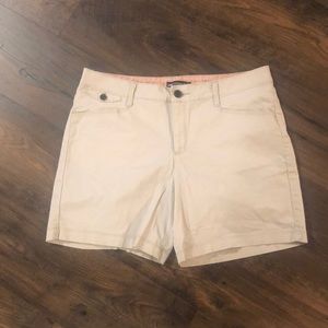 Lee Khaki Shorts